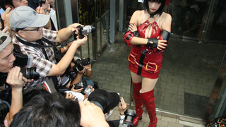 Sometimes Being A Cosplayer Is Not Easy